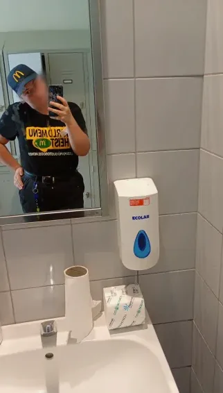 Amina, 24