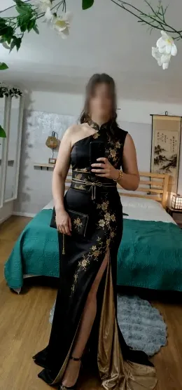 Emma, 18