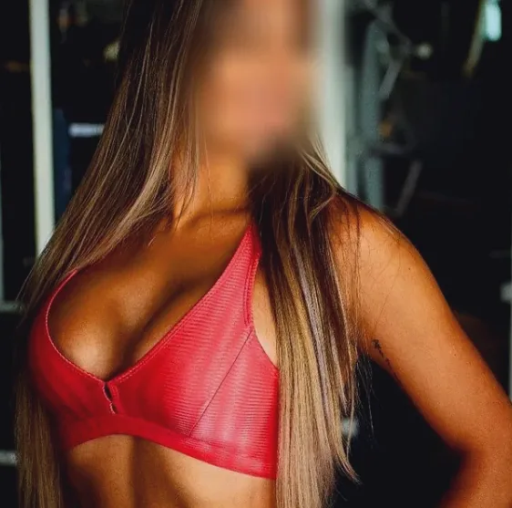 Jasmin, 30