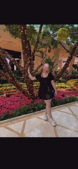 Josefine, 25