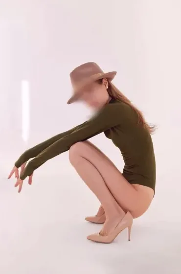 Louise, 30