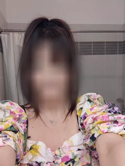 Nour, 39