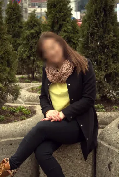 Sofia, 27
